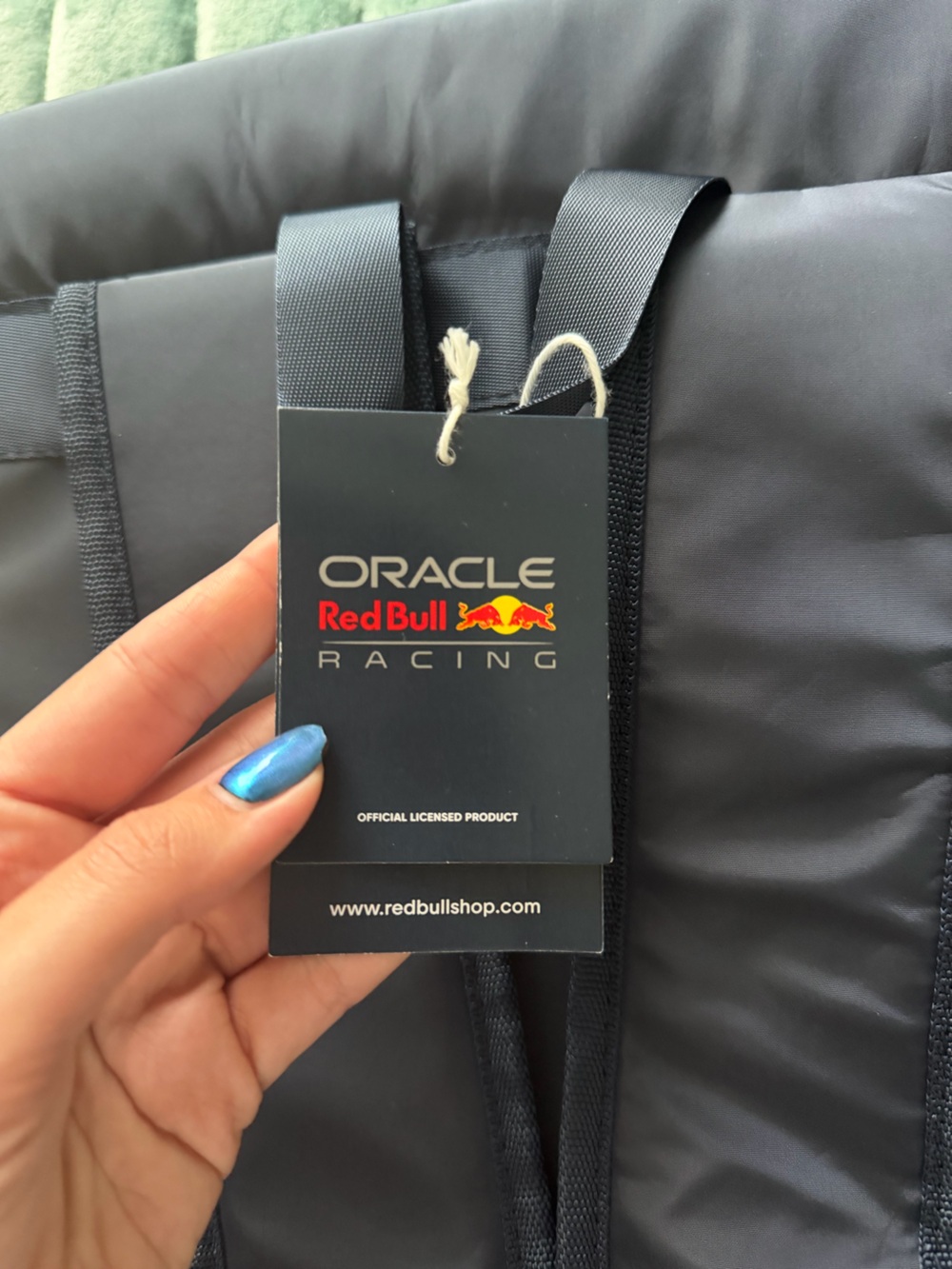 Black Oracle Red Bull Racing Backpack - Picture 3 of 3